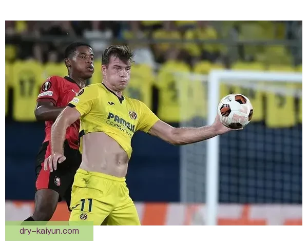 雷恩在今年欧战中表现稳健，球队状态持续提升备受关注。